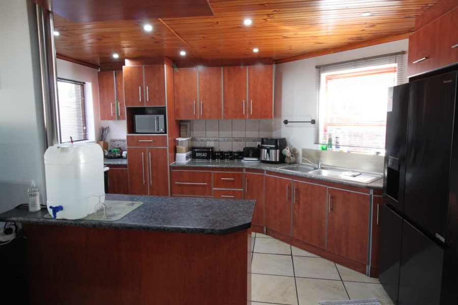 3 Bedroom Property for Sale in Bethelsdorp Eastern Cape
